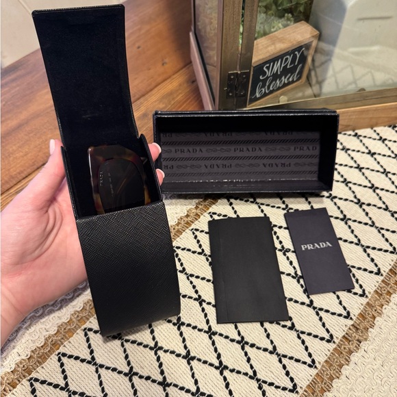 Brand New Authentic Prada Sunglasses - Picture 8 of 12